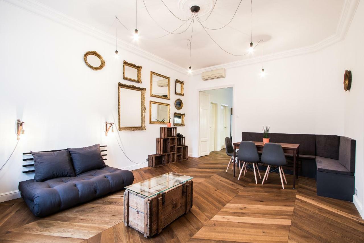 Daylight Apartment, The Best Location บูดาเปสต์ ภายนอก รูปภาพ